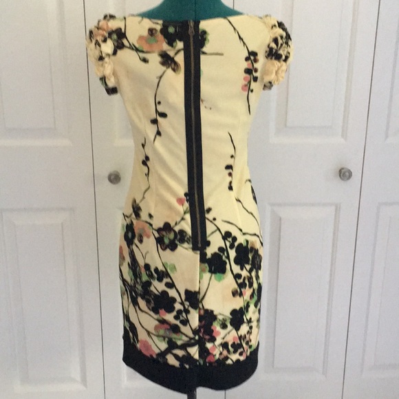 Fun party dress, brand new - Picture 2 of 5